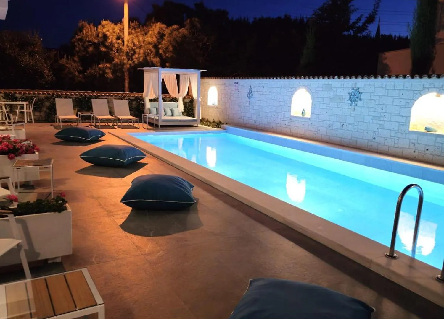 Bahar Butik Otel Çeşme Hotel