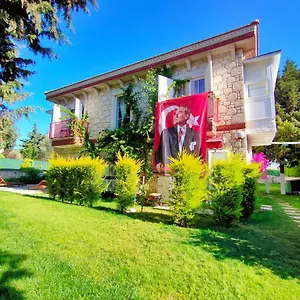 Le Vent Alaçatı Oda ve Kahvaltı Çeşme